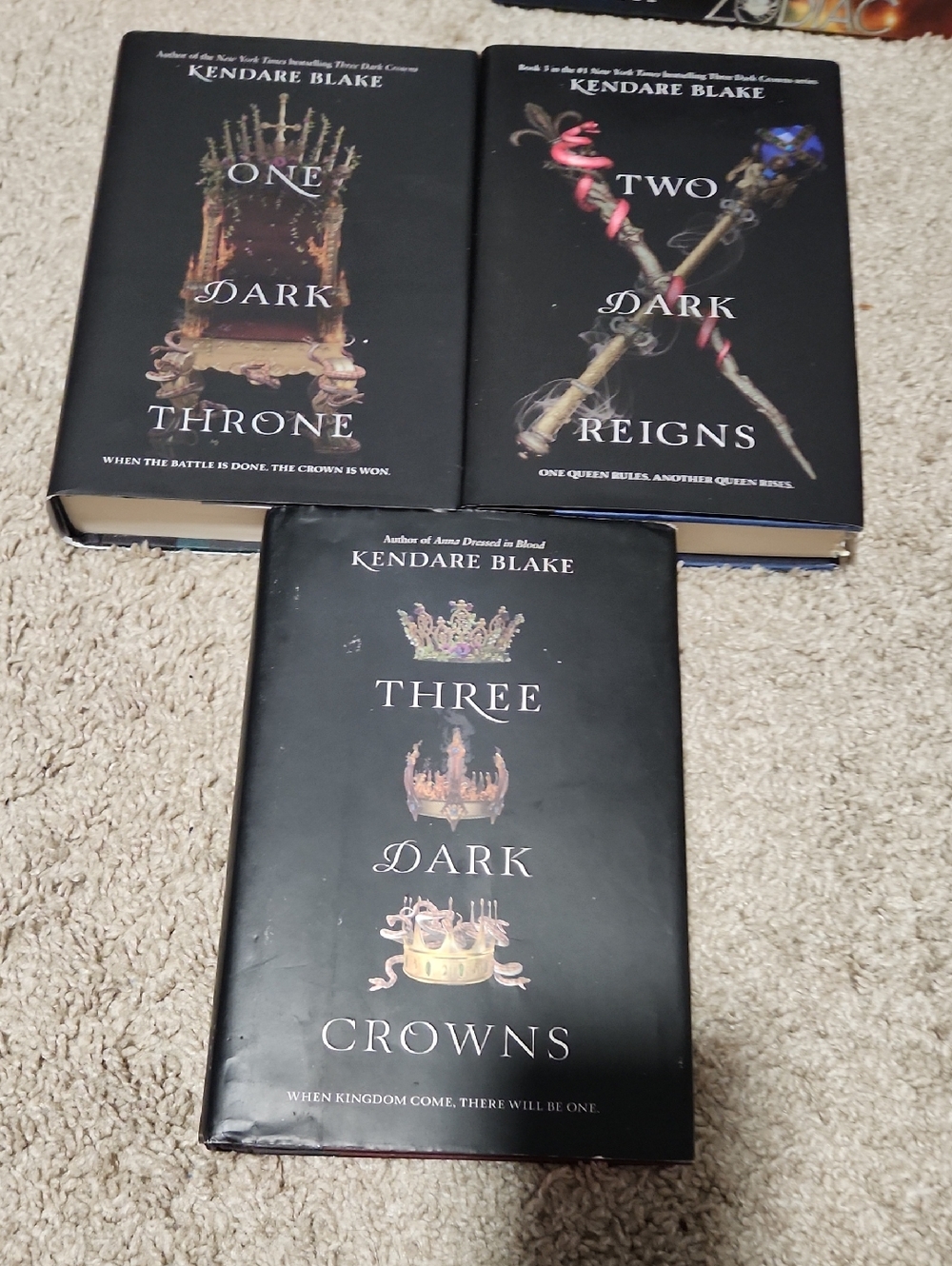 Kendare Blake Dark Throne Trilogy (Three Dark Crowns) - Black Covers